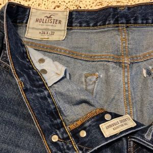 Hollister 4 button classic straight 34x32 jeans